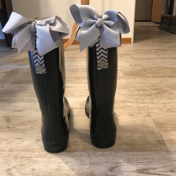 Shoes - Rain Boots ☔️